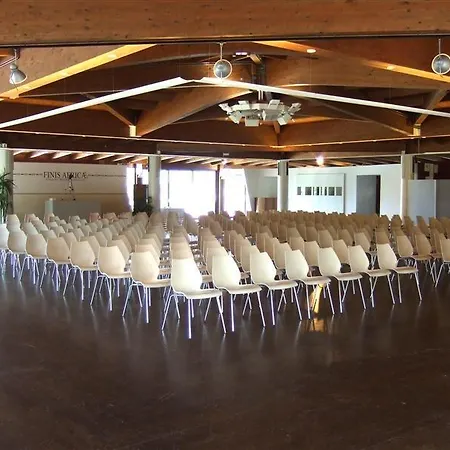 Finis Africae 세니갈리아